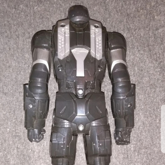The War Machine Toy w/ Lights & Sounds - Picture 3 of 7